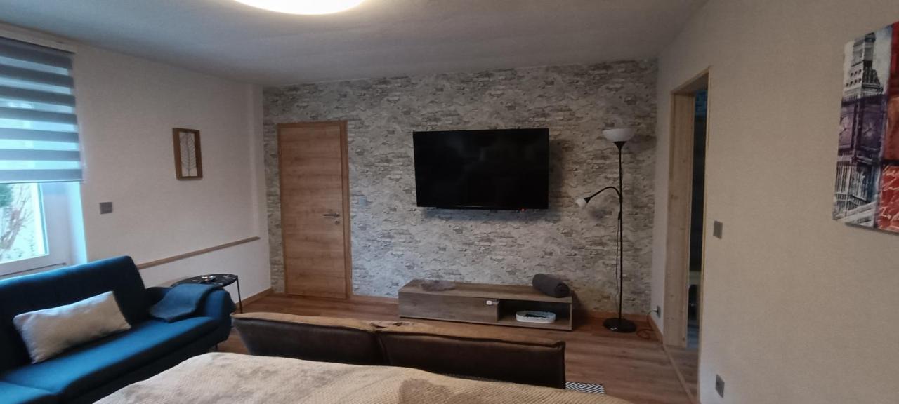 Haus Mari Apartamento Niederwiesa Exterior foto