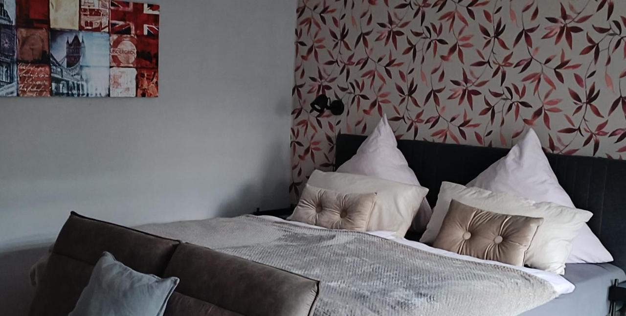 Haus Mari Apartamento Niederwiesa Exterior foto